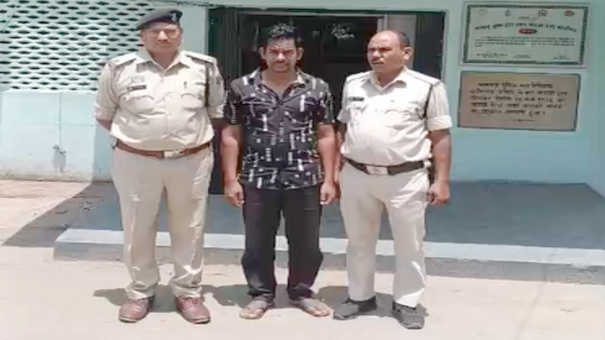 CG News : आरक्षक भर्ती के नाम पर ठगी, आरोपी पुलिसकर्मी गिरफ्तार, खुद को बताता था पहुंच वाला