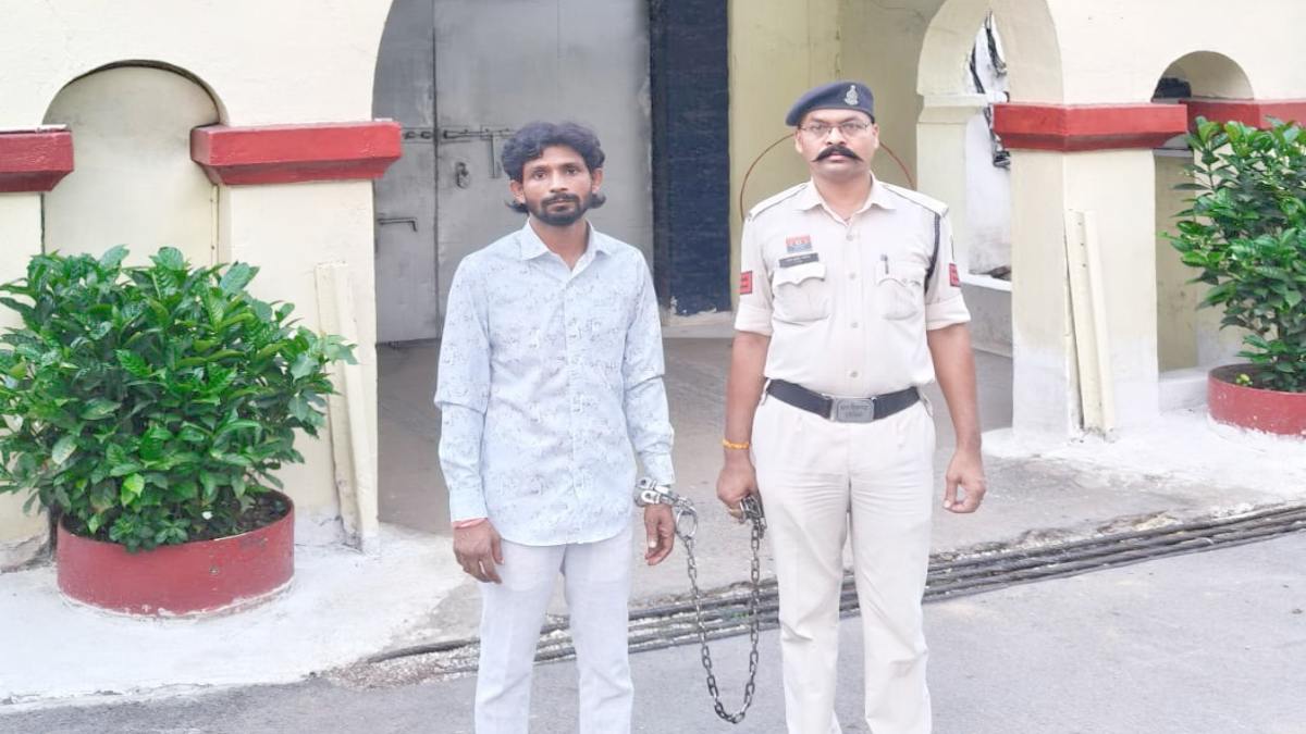 नशा तस्कर पर बड़ी कार्रवाई, सफेमा कोर्ट के आदेश पर हिस्ट्रीशीटर मुकेश बनिया की 42 लाख की संपत्ति अटैच