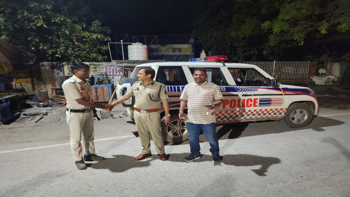 जब खुद शिकायतकर्ता बने SSP भोजराम पटेल… आधी रात डायल-112 पर किया कॉल, हादसे की सूचना देकर परखी पुलिस की तत्परता