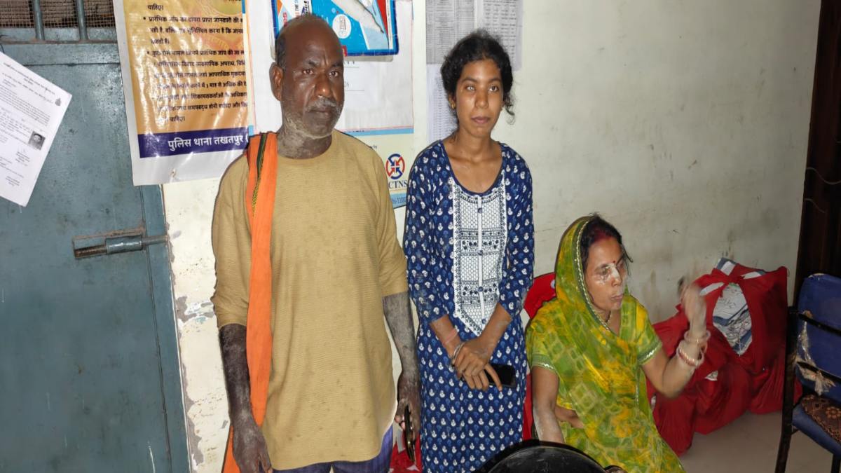 महिला सरपंच से मारपीट, बाड़ी की घेराबंदी को लेकर हुआ विवाद, FIR दर्ज