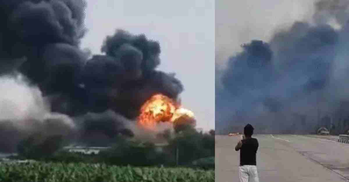 कौशांबी में बड़ा हादसा: टोल प्लाजा से टकराया LPG टैंकर, धमाके के बाद लगी आग, 5 झुलसे