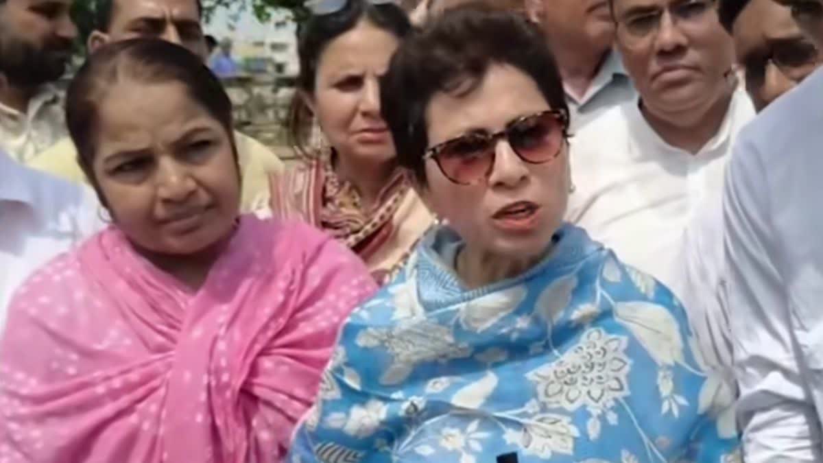 अंबेडकर लाइब्रेरी का नाम बदलने पर मचा बवाल, कुमारी शैलजा ने सरकार को घेरा