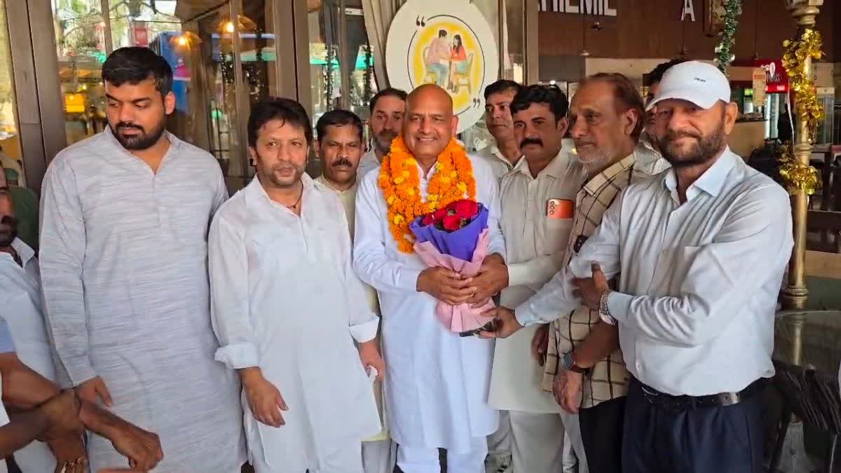 करनाल पहुंचे सांसद कर्मवीर बौद्ध, नीट विवाद और बेरोजगारी पर भाजपा को घेरा