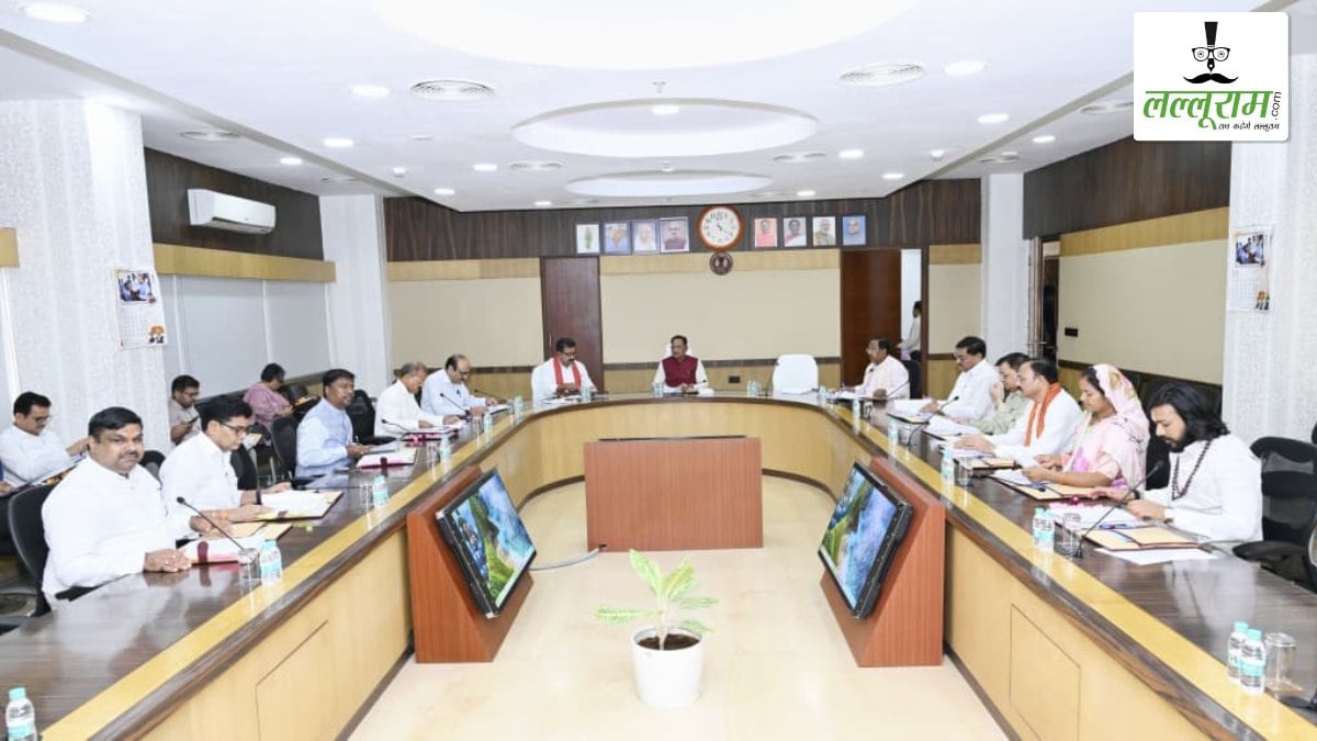 CM साय की अध्यक्षता में मंत्रीपरिषद की बैठक शुरु: कई महत्वपूर्ण विषयों पर चर्चा जारी