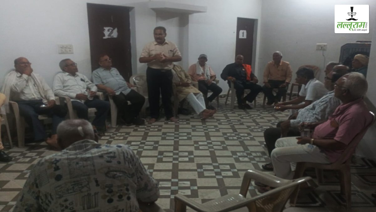 मातृभाषा छत्तीसगढ़ी में शिक्षा की मांग, साहित्यकार-प्रबुद्धजनों की हुई अहम बैठक