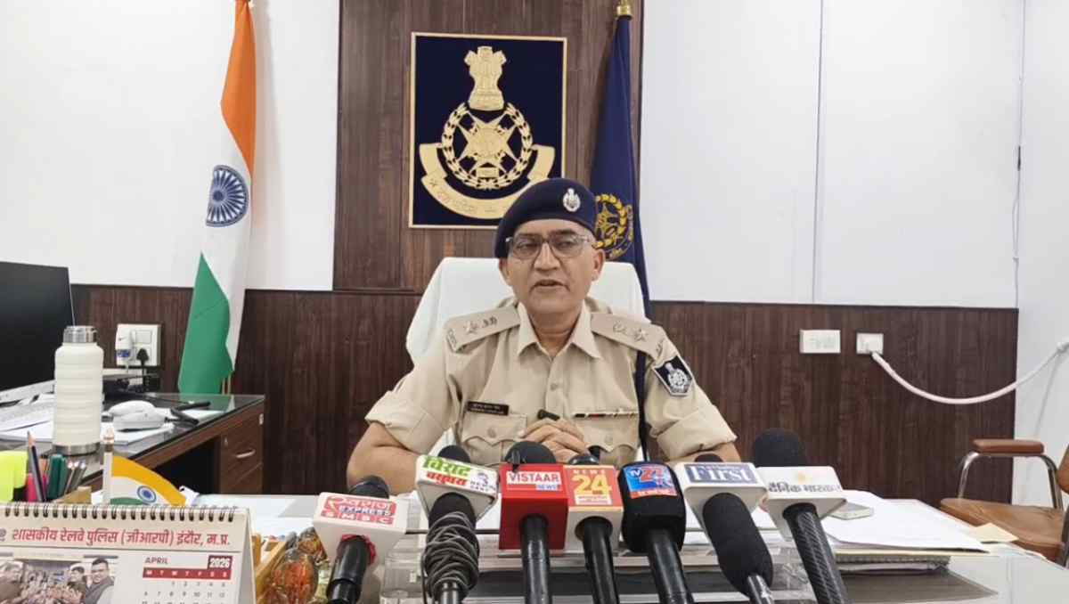 मऊगंज पुलिस में बड़ा प्रशासनिक फैसला: 30 आरक्षकों को मिला प्रधान आरक्षक का कार्यवाहक प्रभार, जिले के गठन के बाद पहली बार एक साथ हुई पदोन्नति