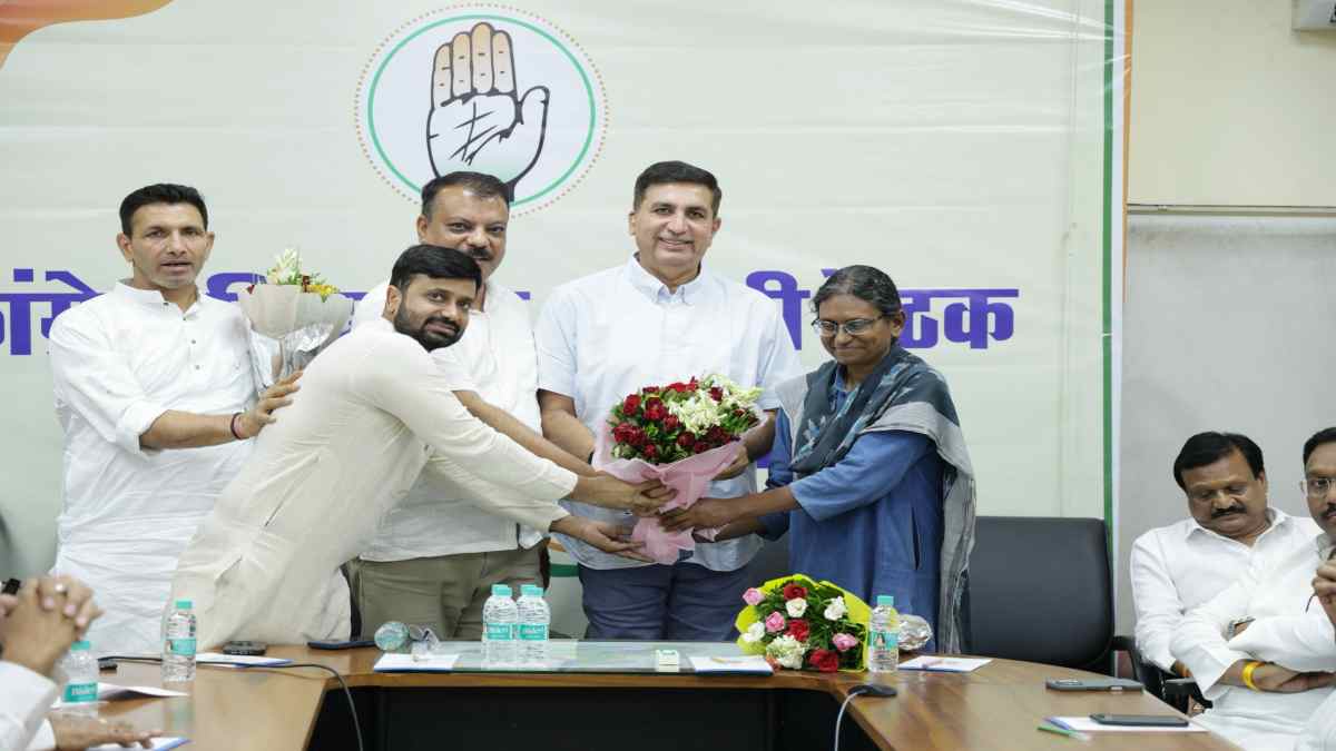 कांग्रेस विधायक दल की बैठक खत्म: मीटिंग में दिया संदेश- मीनाक्षी नटराजन नहीं, पार्टी को देखकर वोट करें