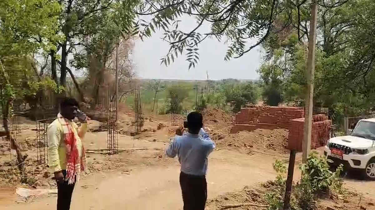 शासकीय जमीन पर बनाया जा रहा था रिसॉर्ट! शिकायत के बाद प्रशासन ने लगाई निर्माण कार्य पर रोक…