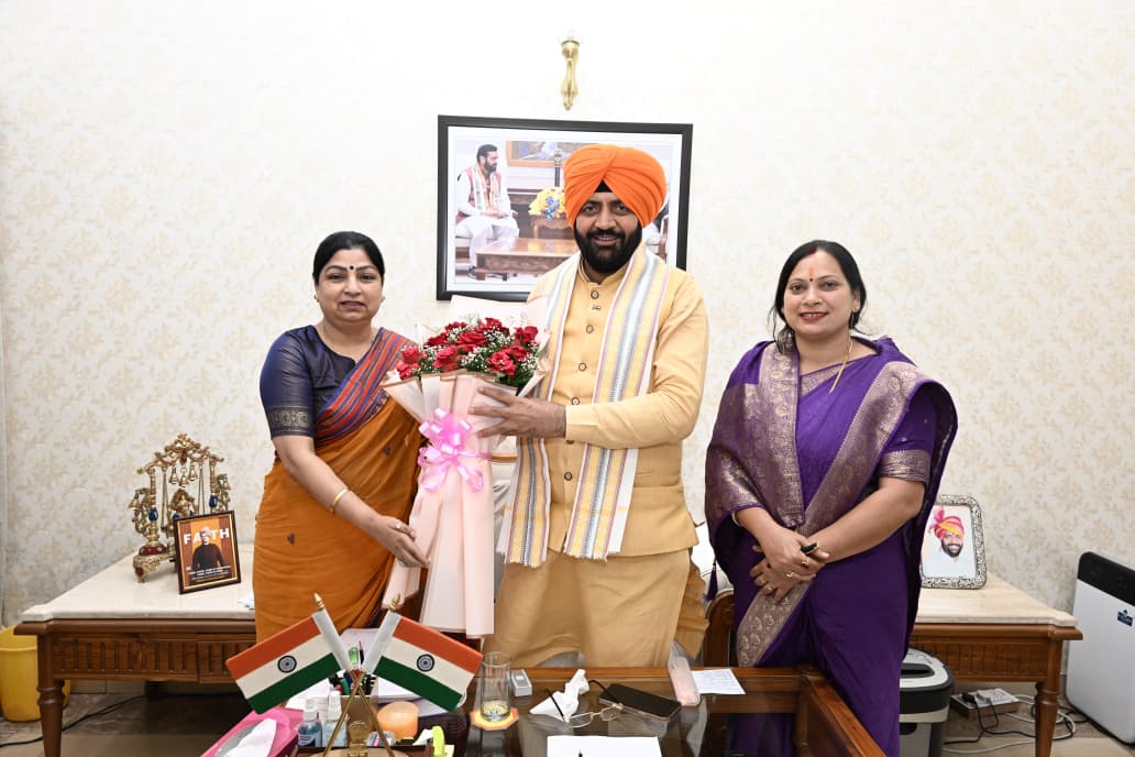 महिला आयोग की सदस्य बनने पर भारती सैनी ने की CM नायब सैनी से मुलाकात