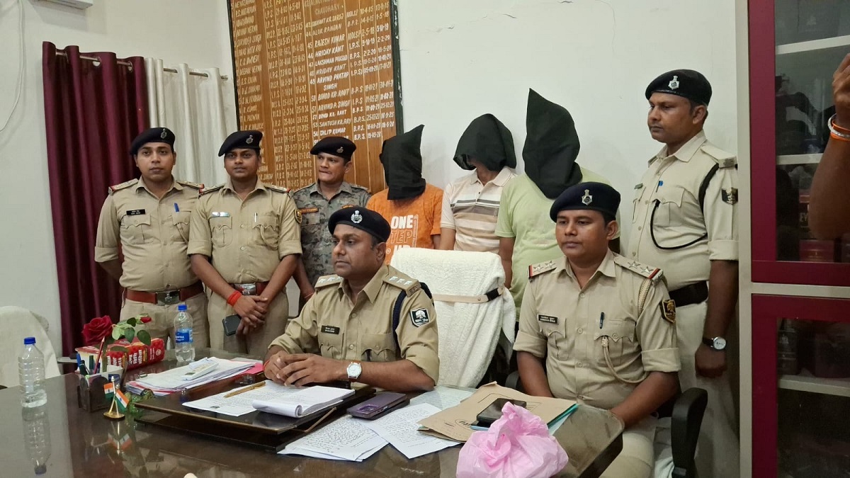 दोस्त ने दोस्त को गोली मारकर उतारा मौत के घाट, जमानत पर जेल से बाहर आया था मृतक, 3 गिरफ्तार