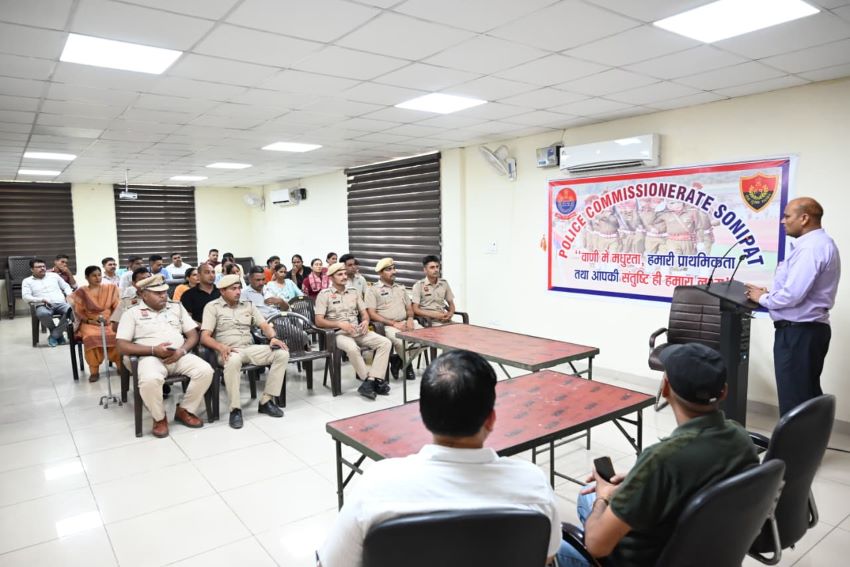 सोनीपत पुलिस लाइन में नशा निरोधक दिवस पर बड़ा कार्यक्रम, जवानों को दी गई HIV/AIDS की जानकारी