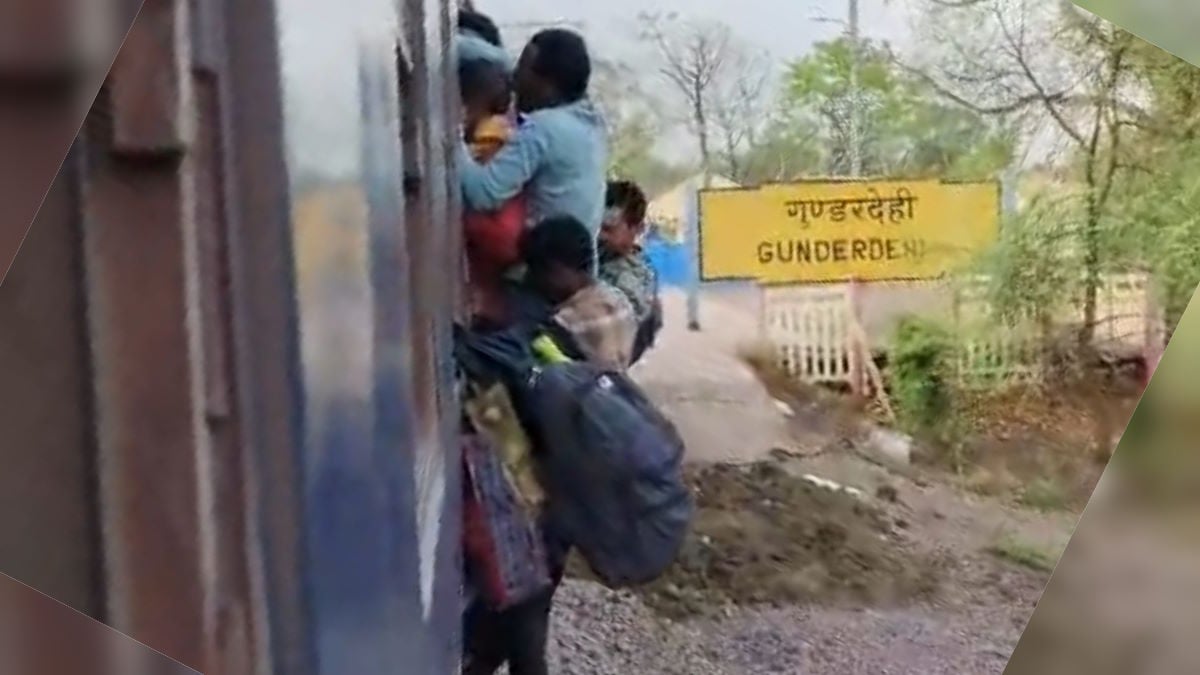 अंतागढ़-रायपुर लोकल ट्रेन में जान जोखिम में डालकर यात्री सफर को मजबूर, रेलवे प्रशासन बना मूक दर्शक…