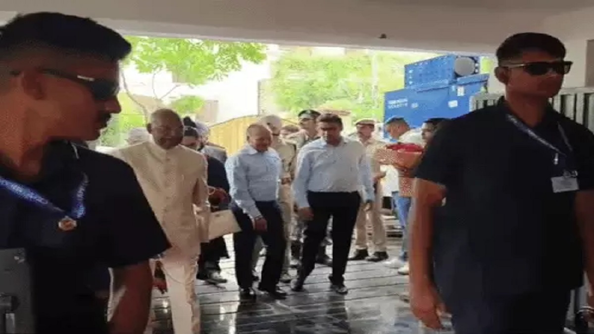 पंचकूला पहुंचे पूर्व राष्ट्रपति रामनाथ कोविंद, बंद कमरे में दिग्गज नेताओं के बीच क्या हुई बात?