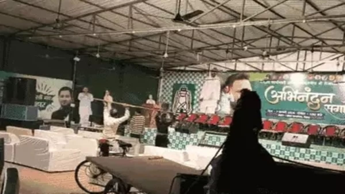 29 साल का सफर, 30वें साल में प्रवेश, आरजेडी कार्यालय में जश्न की तैयारी
