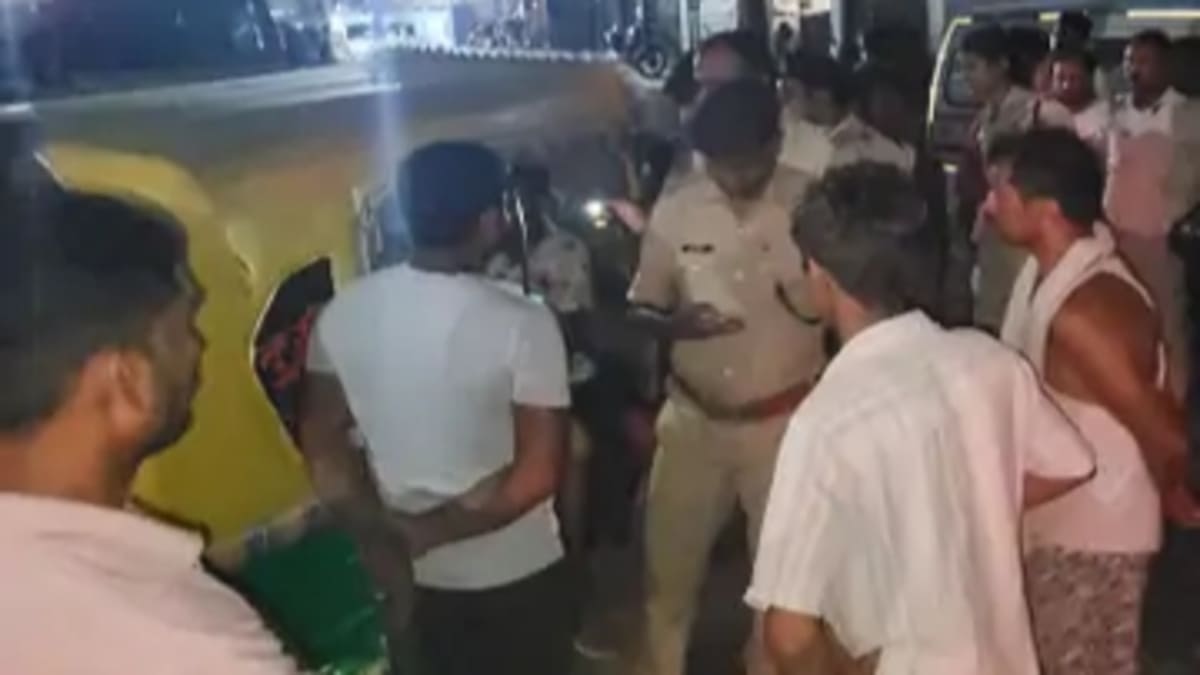 सदर अस्पताल में लापरवाही का आरोप, 15 वर्षीय किशोरी की मौत के बाद जमकर हुआ हंगामा