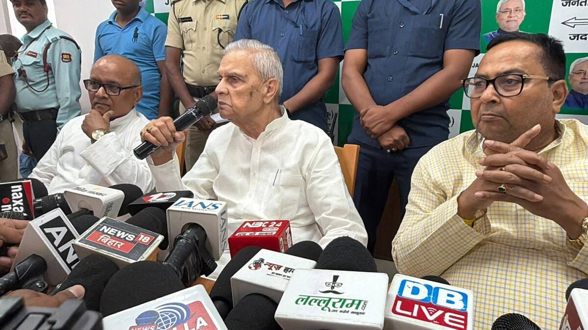 विपक्ष के पास कोई मुद्दा नहीं, आर्थिक संकट पर मंत्री विजेंद्र यादव का बड़ा बयान