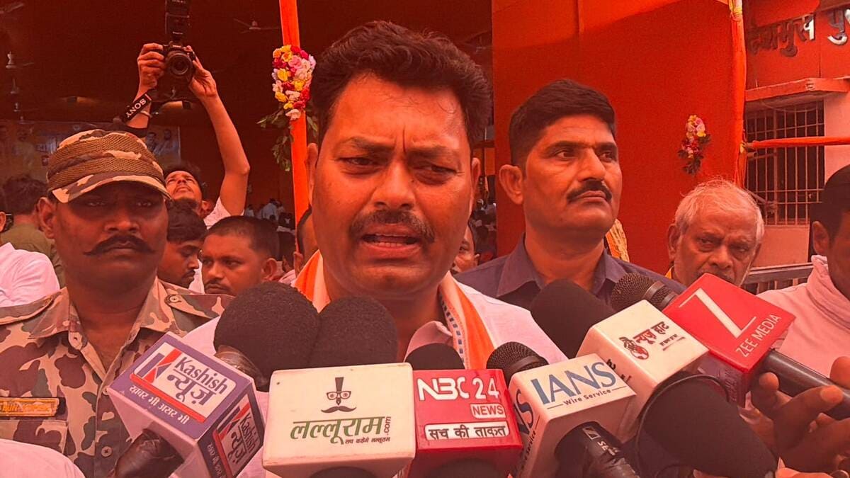 भोजपुर महापंचायत पोस्टर विवाद, मुख्यमंत्री की तस्वीर पर घमासान, मंत्री लखींद्र पासवान ने दी सफाई