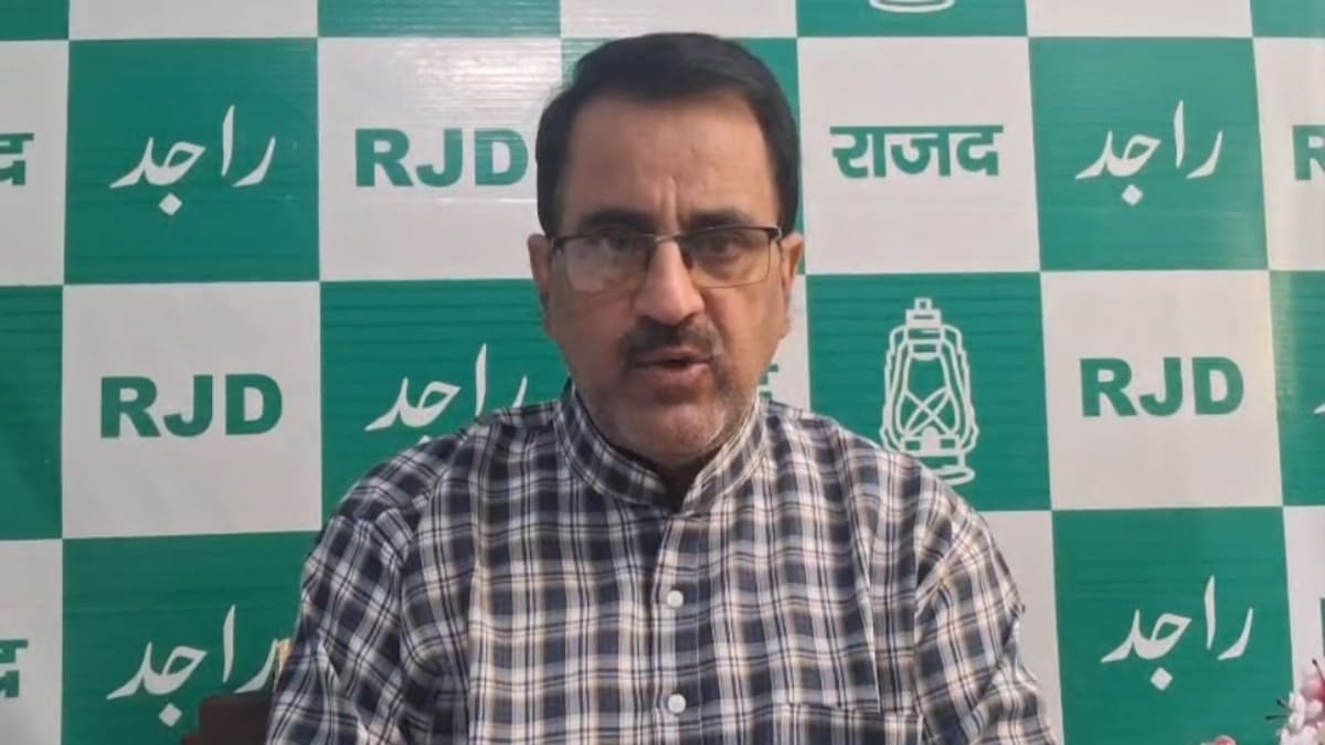 सुरक्षा पर सियासी ड्रामे से खफा राजद, एजाज अहमद बोले- बैकफुट पर आई सरकार