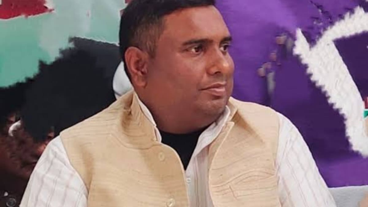 जदयू नेता मुकेश विद्यार्थी का इस्तीफा, संगठन में उपेक्षा से आहत थे पूर्व जिलाध्यक्ष?