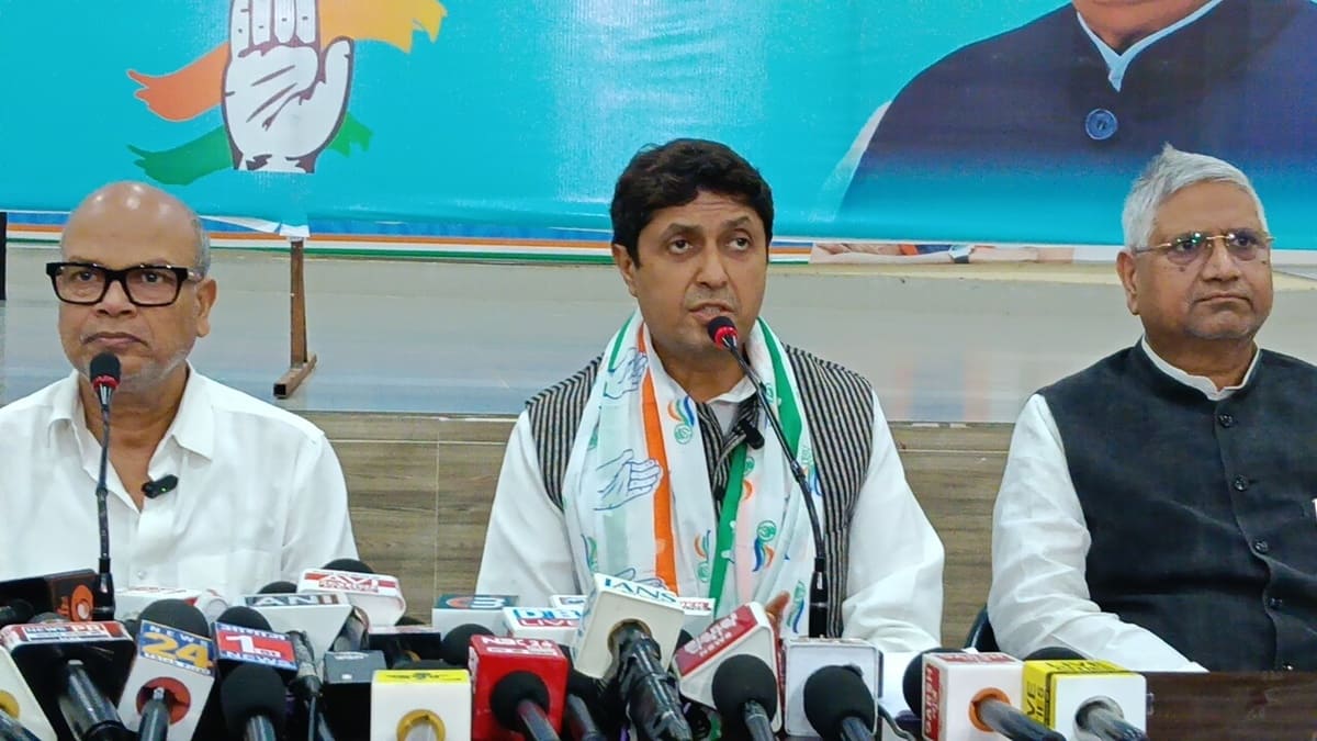 ​राम मंदिर निर्माण ट्रस्ट में बड़े घोटाले का आरोप, कांग्रेस ने पीएम मोदी से मांगा जवाब