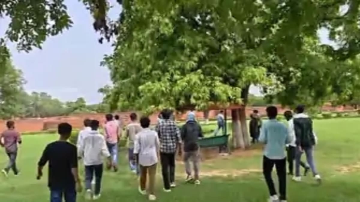 नालंदा खंडहर में मारपीट का वीडियो वायरल, गार्ड और प्रेमी युगल के दावों में उलझी जांच