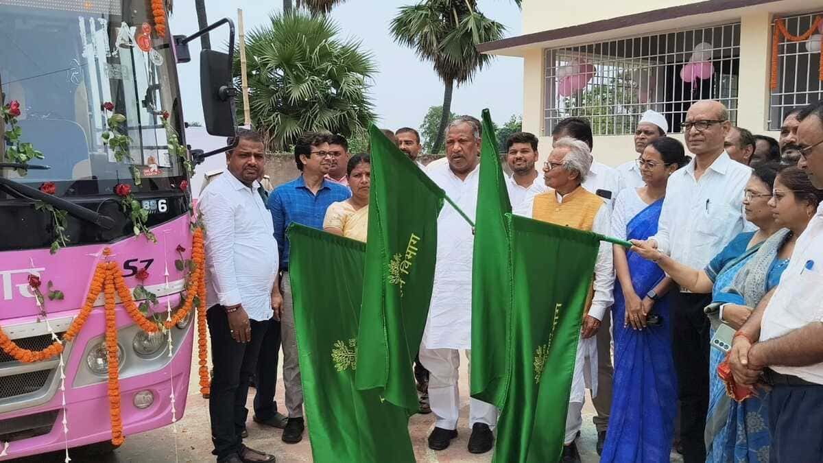 बिहार में 211 नए डिग्री कॉलेजों का शुभारंभ, सांसद कौशलेंद्र कुमार ने किया उद्घाटन