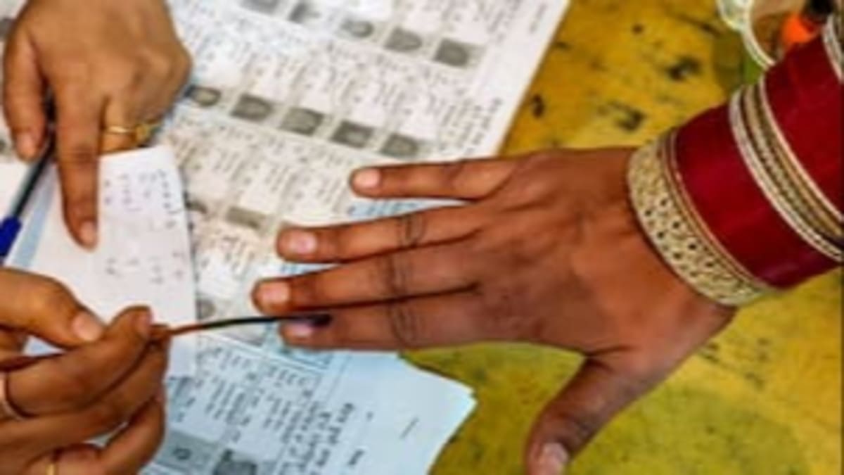 30 जुलाई को सार्वजनिक अवकाश घोषित, कामगारों और कर्मचारियों को मिलेगी सवैतनिक छुट्टी