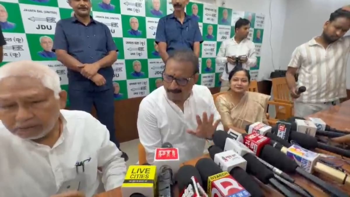 अशोक चौधरी ने तेजस्वी यादव पर साधा निशाना, वन नेशन-वन इलेक्शन का किया समर्थन