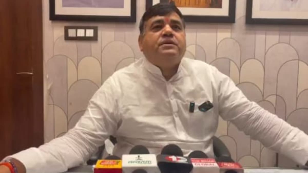 CM सम्राट की पत्नी की सुरक्षा को लेकर राजद का सवाल, कहा- जनता करेगी समय आने पर हिसाब!