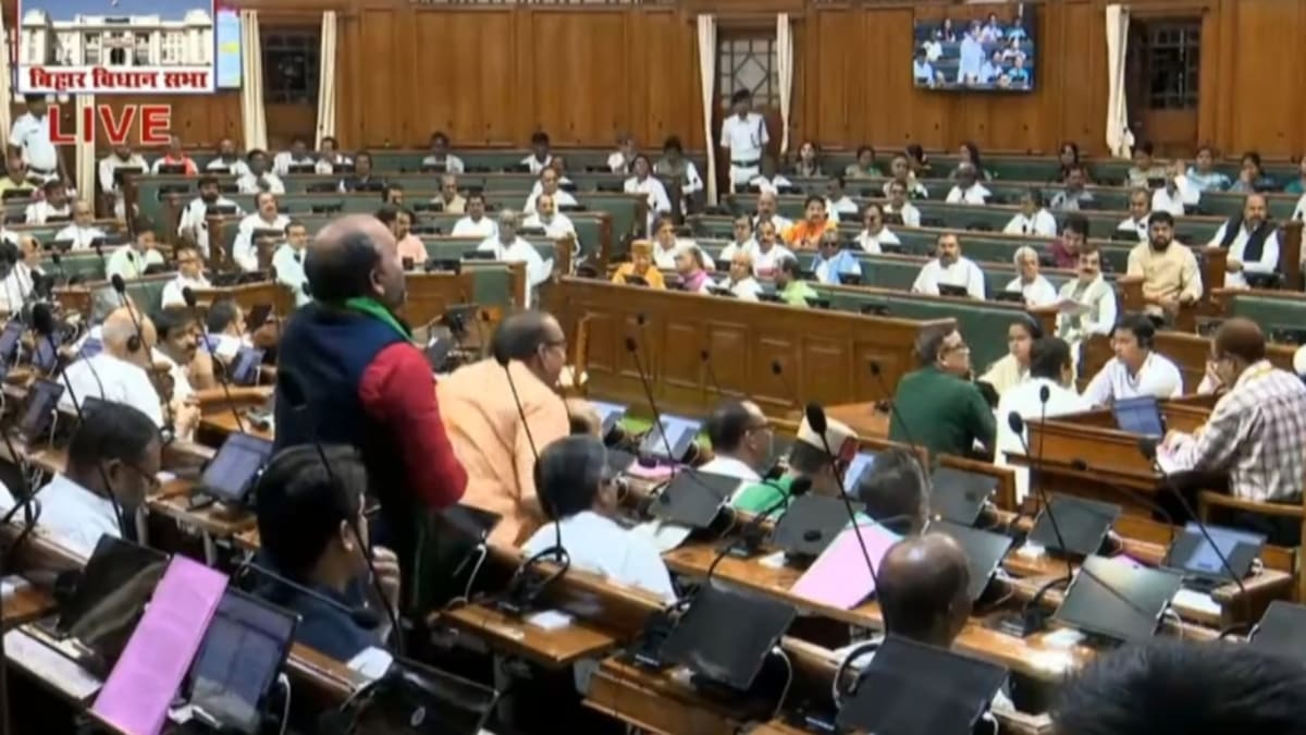 वि.स. मानसून सत्र: आज सदन में 13 विधेयक पास कराने की तैयारी, विपक्ष के हंगामे के पूरे आसार