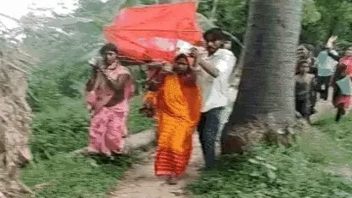 तीन बहनों ने तोड़ी रूढ़ियां, पाटीदारों की बाधाओं को दरकिनार कर दी पिता को मुखाग्नि