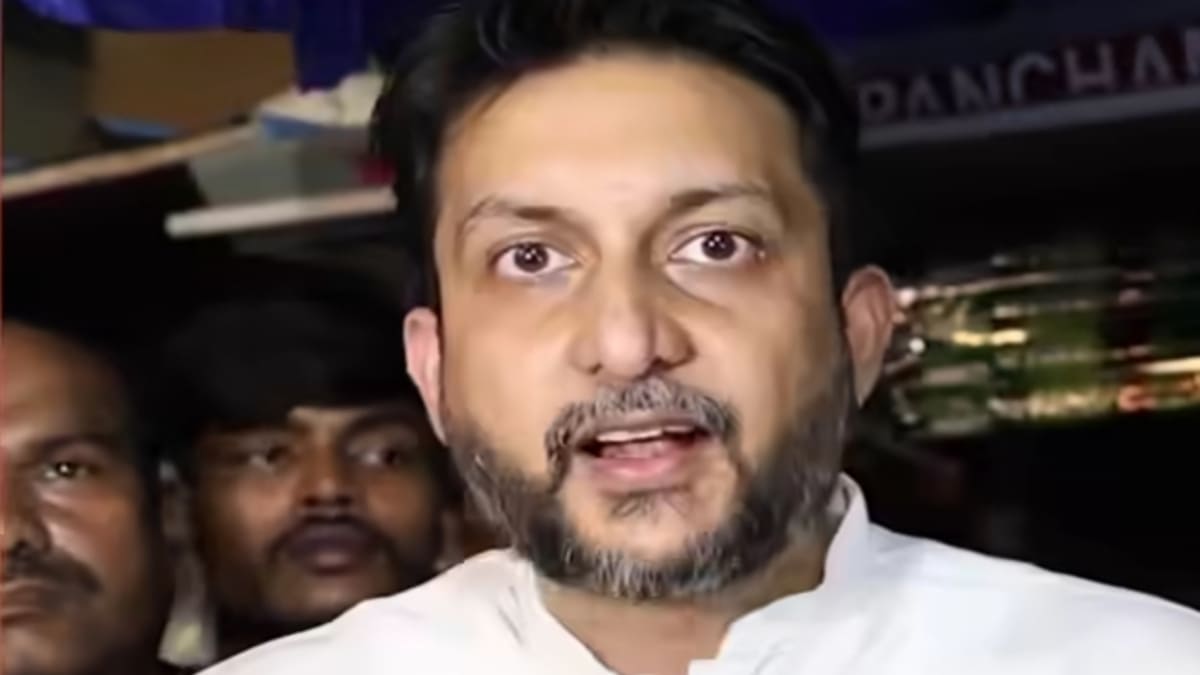ऋतुराज सिन्हा का PK पर तीखा हमला, बोले- दिल्ली-यूपी में भरते हैं टैक्स, बिहार में मांगते हैं वोट