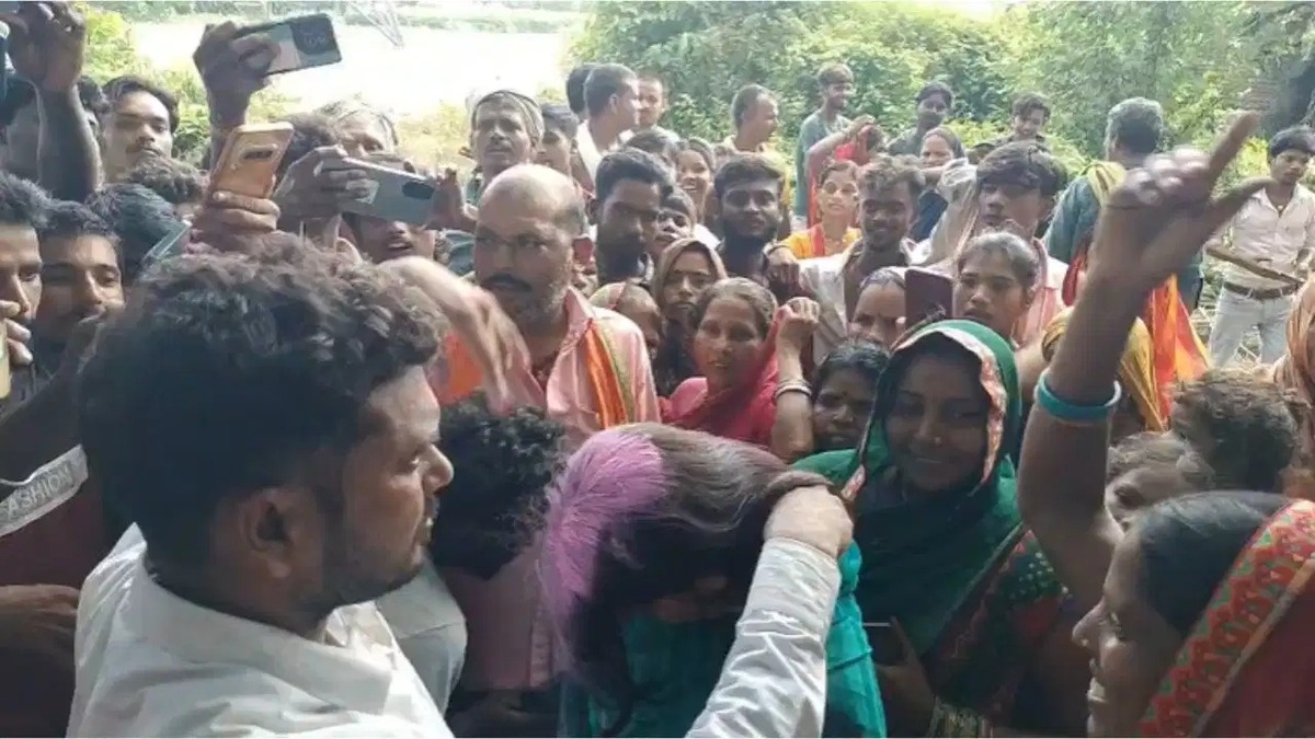 समस्तीपुर में पति की रजामंदी से पत्नी ने पुराने प्रेमी संग रचाई शादी, वीडियो वायरल
