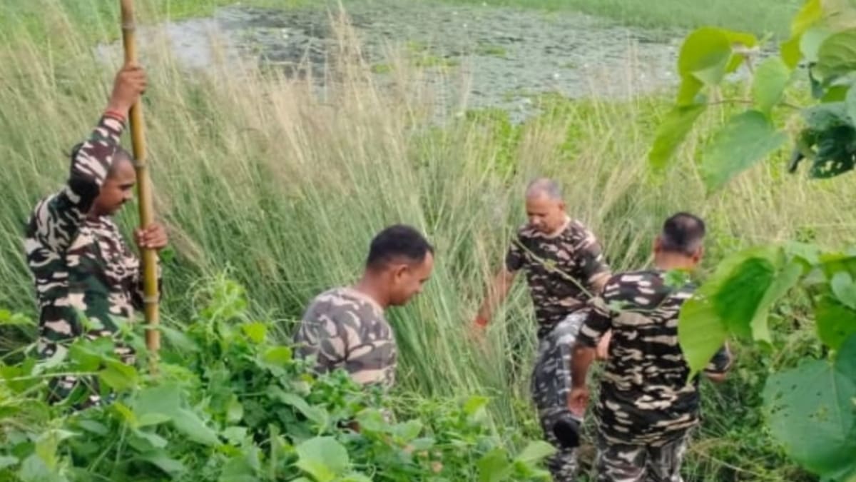 एसएसबी ने भारी मात्रा में गांजा और नेपाली शराब के साथ दो तस्कर किये गिरफ्तार