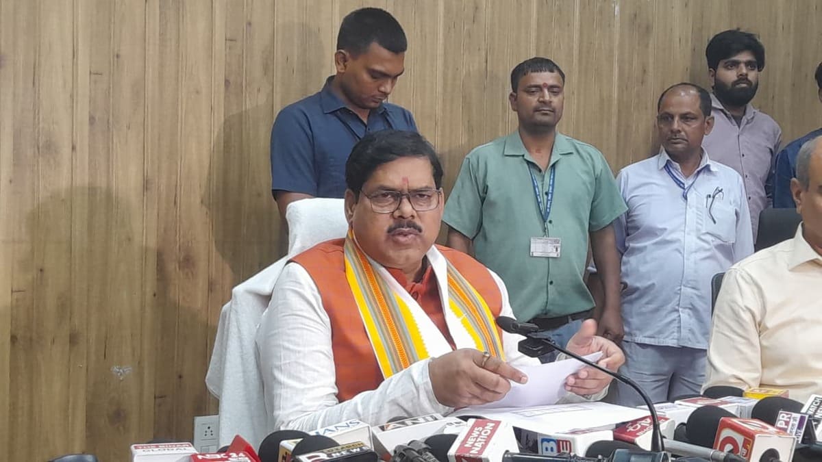 बिहार में शिक्षकों के तबादले का नया ब्लूप्रिंट, 22 हजार से अधिक शिक्षकों ने किया आवेदन