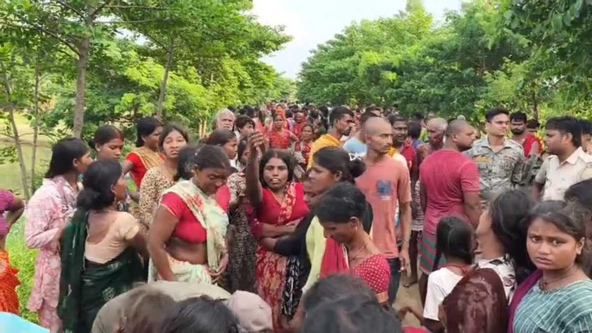 ट्यूशन जा रहे दो मासूमों को तेज रफ्तार ट्रैक्टर ने कुचला, मौके पर मौत