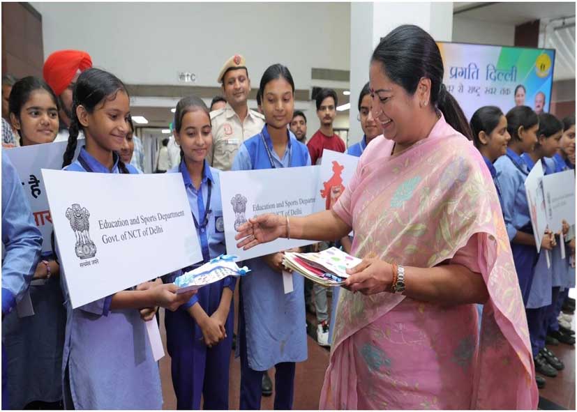 दिल्ली के सभी स्कूलों में होंगे ‘गुड टच-बैड टच’ जागरूकता सत्र, CM रेखा गुप्ता का बड़ा ऐलान