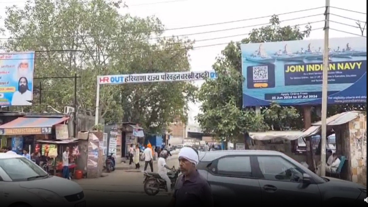 दादरी बस स्टैंड से चोरी हुई बस, राजस्थान में मिली, फास्टैग से खुली चोरों की पोल