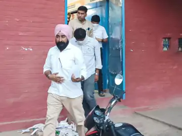 बिजली दफ्तर में बड़ा खेल, पांच हजार की घूस लेते कर्मचारी गिरफ्तार , सोलर फाइल पास कराने के एवज में मांग रहा था रिश्वत