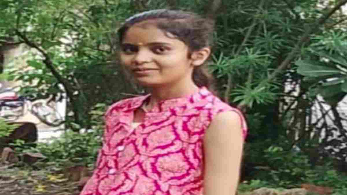 जन्मदिन के दिन छात्रा ने उठाया खौफनाक कदम: हॉस्टल के कमरे में फंदे से लटकी मिली, सुसाइड नोट मिलने से मचा हड़कंप