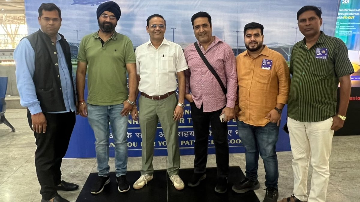 CG BJP की सोशल मीडिया टीम गृह मंत्री अमित शाह से करेगी मुलाकात, देशभर में प्रथम स्थान मिलने पर दिल्ली रवाना