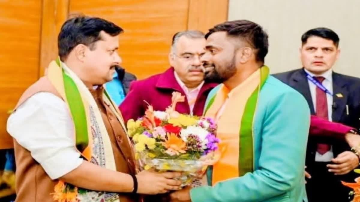 बड़ी खबर: भाजपा ने बांकीपुर से नीरज सिन्हा को बनाया अपना नया उम्मीदवार, अभिषेक ने वापस लिया नामांकन