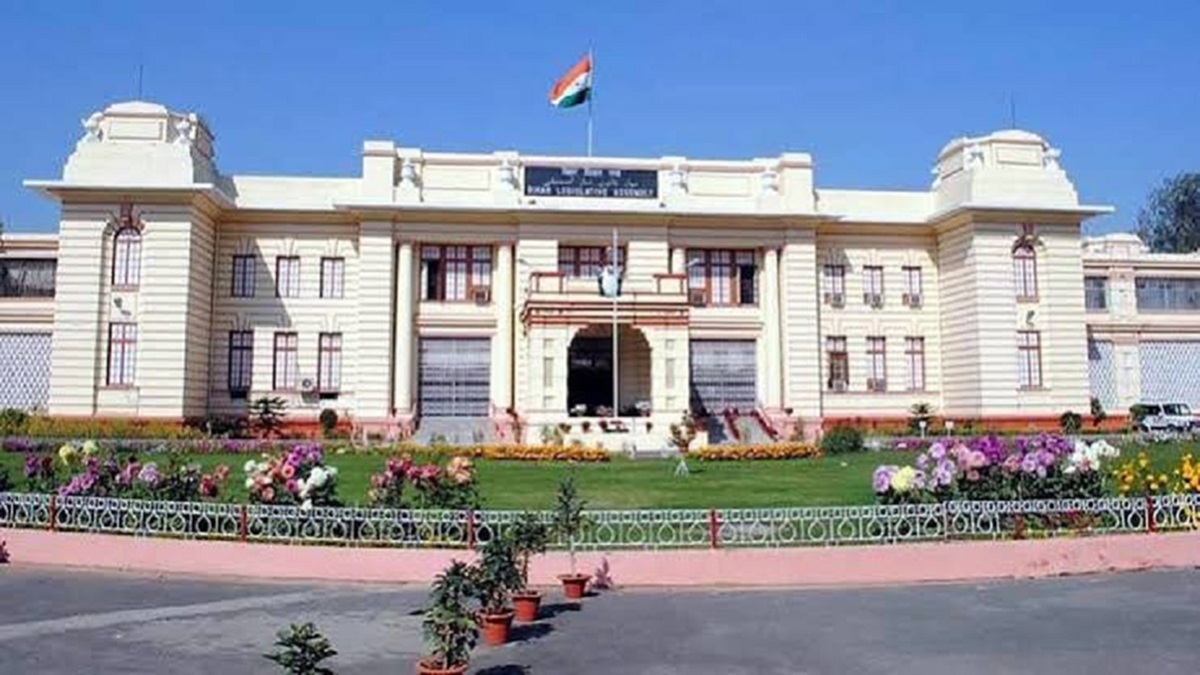 बिहार विधानमंडल का मानसून सत्र कल से, 21 साल में पहली बार सदन में नहीं दिखेंगे नीतीश कुमार