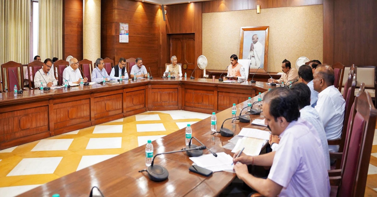 MP में मनेगा ‘महर्षि सांदीपनि श्रद्धा पर्व’: CM डॉ. मोहन यादव के निर्देश- गुरु पूर्णिमा से पहले करें सांदीपनि विद्यालयों का लोकार्पण