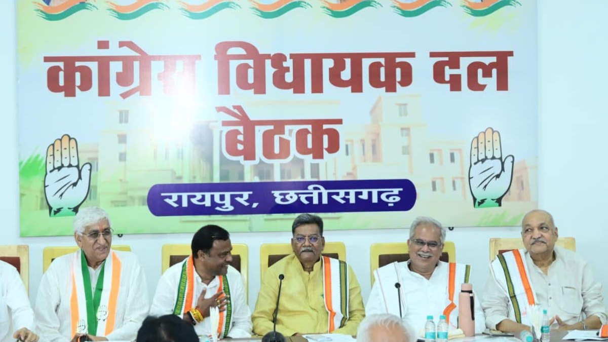 कांग्रेस विधायक दल की बैठक : मानसून सत्र में सरकार को घेरने को लेकर बनी रणनीति, नकटी गांव मामले में कांग्रेस लाएगी स्थगन प्रस्ताव