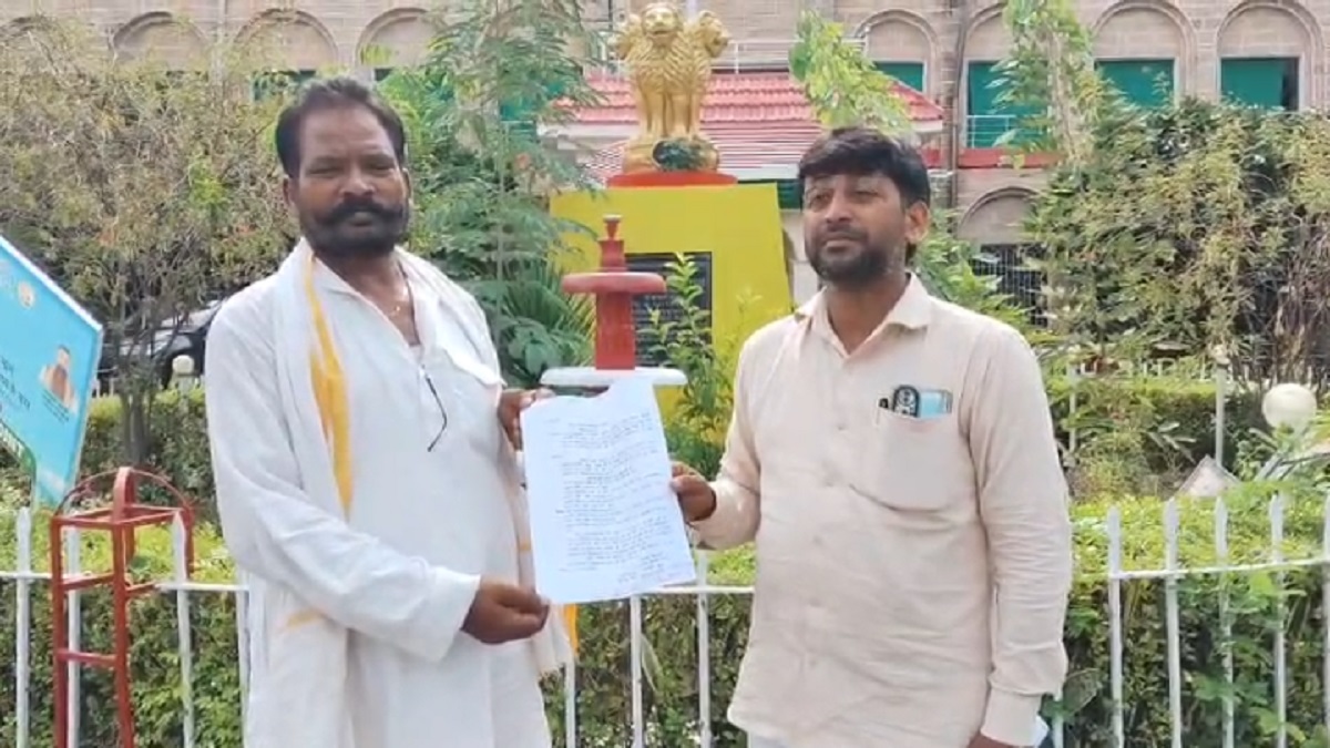 कैमूर में दुर्गावती प्रखंड BDO पर लगे भ्रष्टाचार के गंभीर आरोप, तकनीकी और वित्तीय जांच की मांग