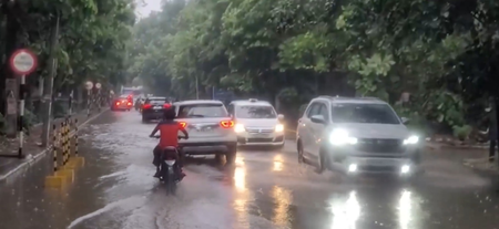 गुरुग्राम में भारी बारिश का अलर्ट: पुलिस की कंपनियों से अपील, कर्मचारियों को दें ‘वर्क फ्रॉम होम’