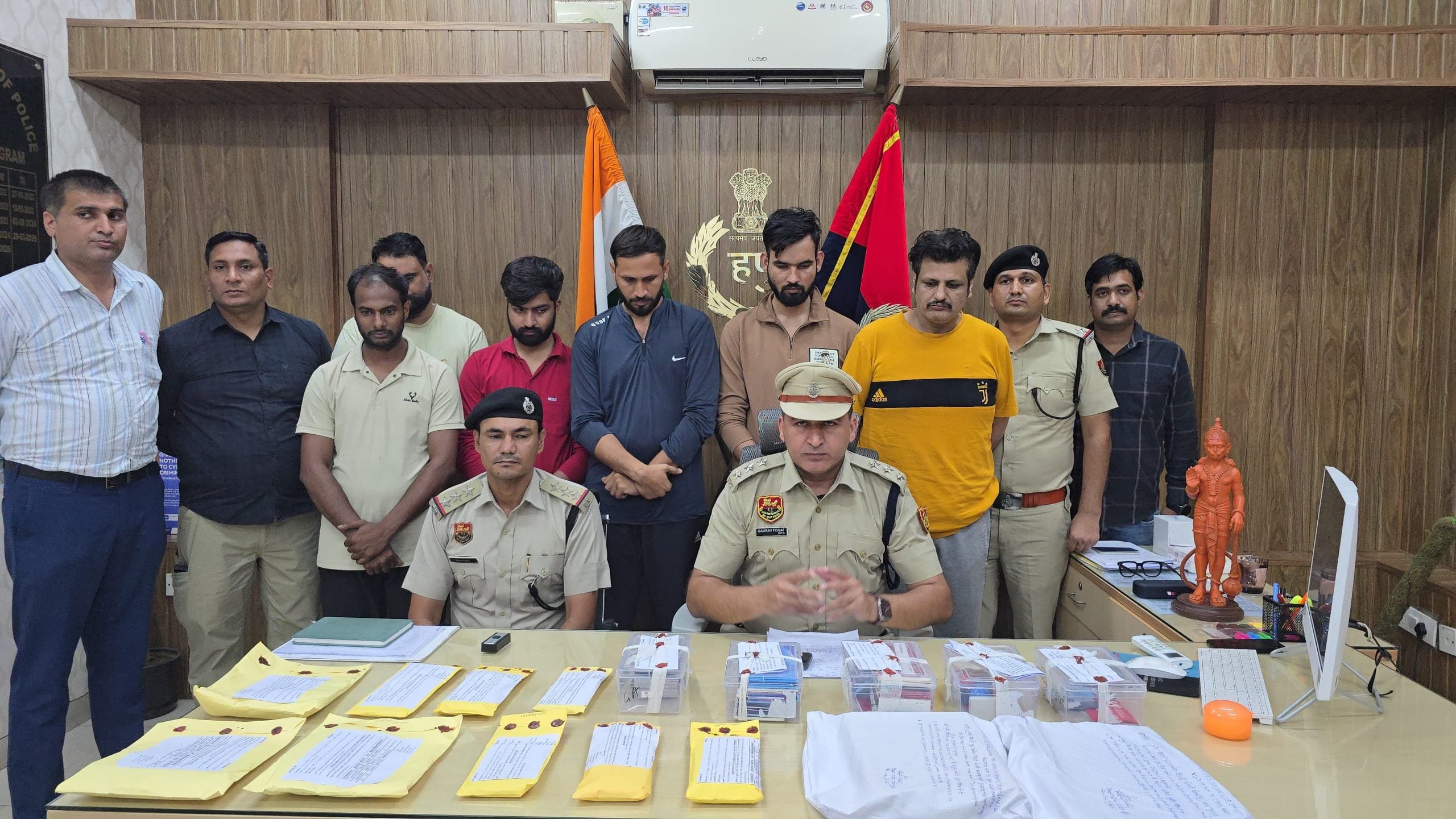 फर्जी निवेश ऐप से 2.65 करोड़ की साइबर ठगी का पर्दाफाश, दुबई सिंडिकेट को बैंक खाते देने वाले 6 आरोपी गिरफ्तार