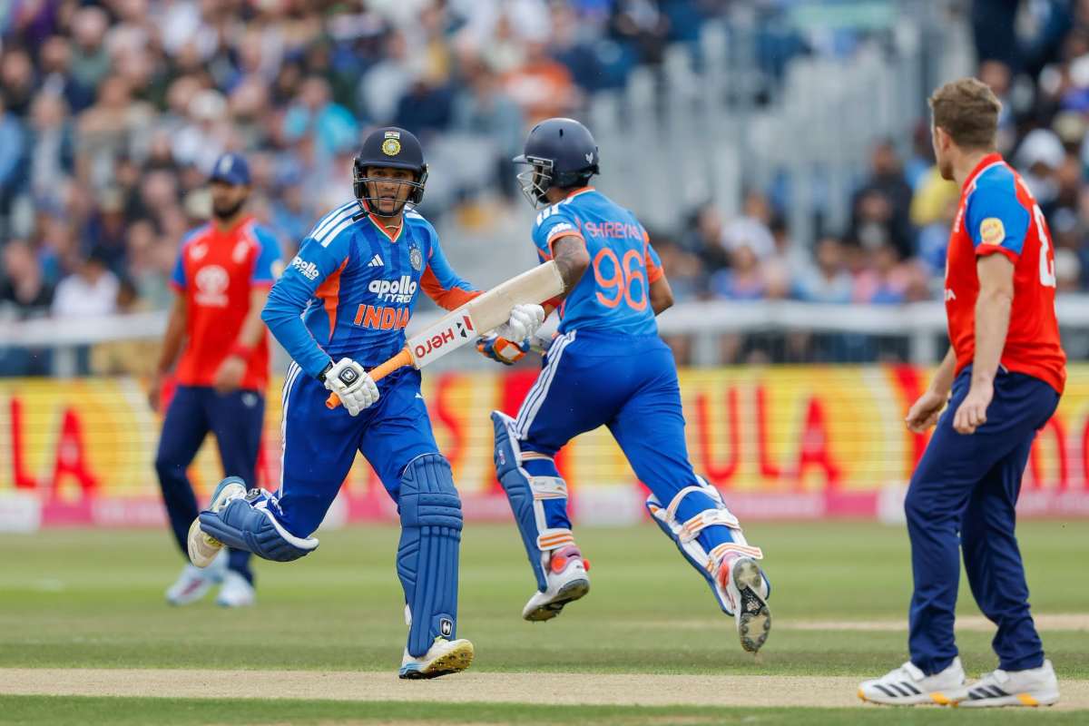 IND vs ENG 1st T20I: चेस्टर-ली-स्ट्रीट में भारत का लगातार तीसरा मैच बेनतीजा, अर्धशतक जड़कर अभिषेक ने बनाया वर्ल्ड रिकॉर्ड, कप्तान श्रेयस ने विराट को छोड़ा पीछे