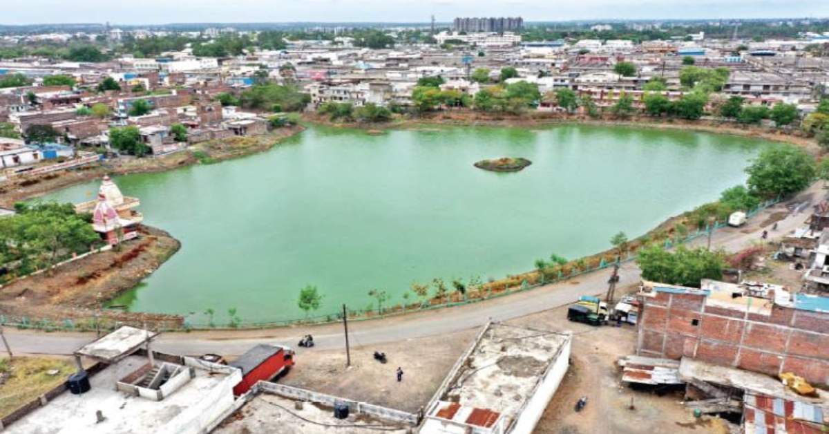 14.3 इंच बारिश के बाद भी प्यासे इंदौर के तालाब! आधे से ज्यादा जलाशय खाली, अब अगस्त-सितंबर की बारिश पर टिकी उम्मीद